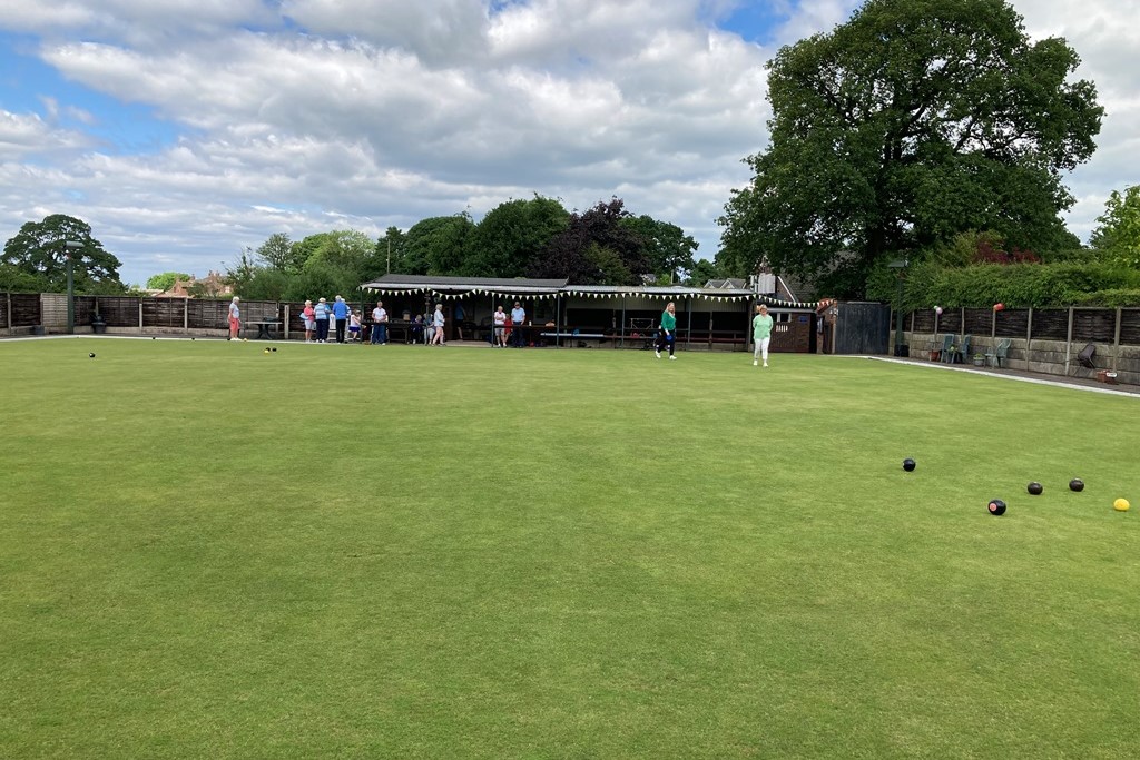Sunday Bowling